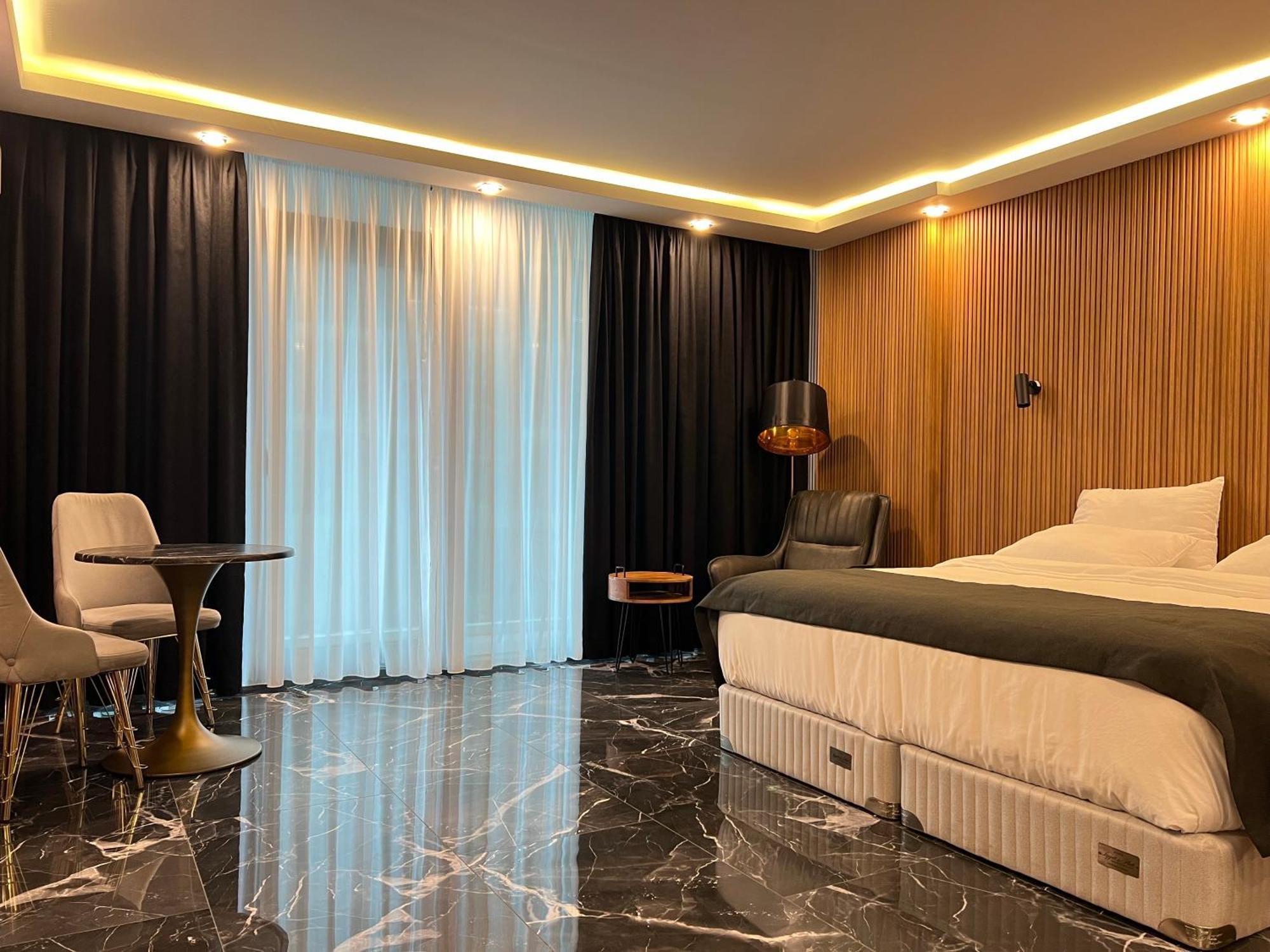 Batumi View First Class Екстер'єр фото